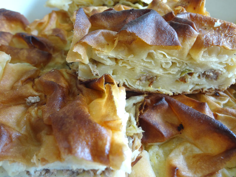 KIYMALI BÖREK 2